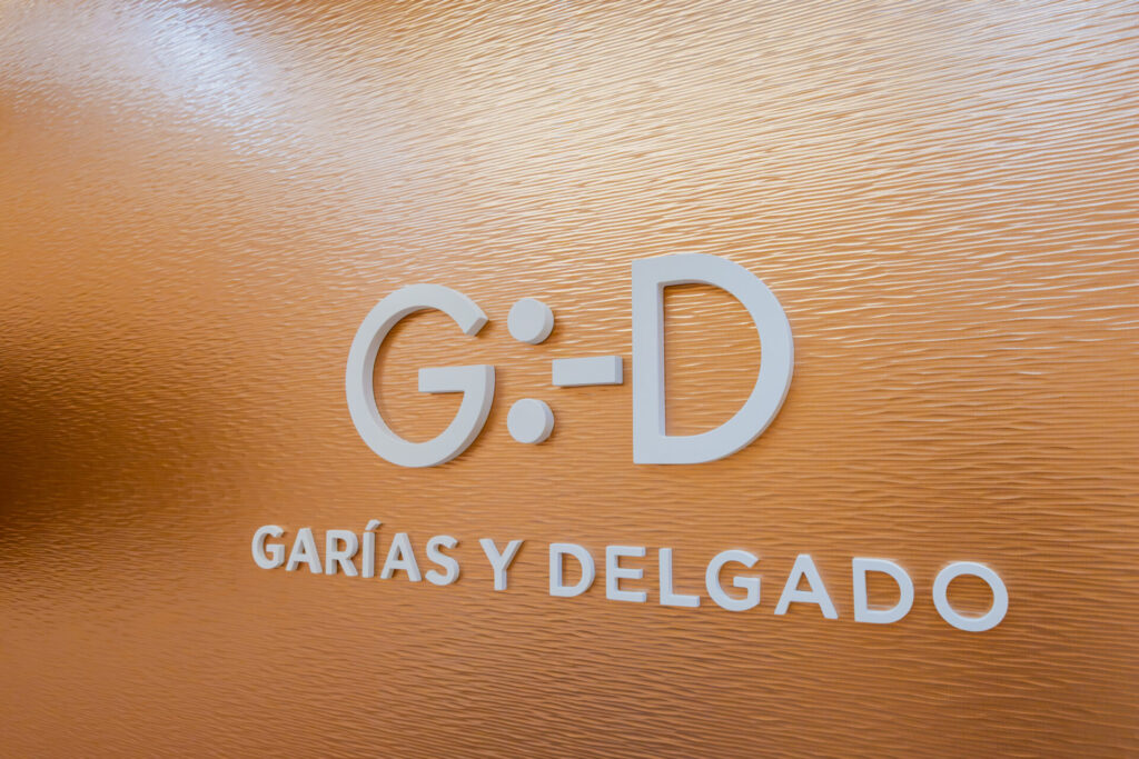 clinica dental en caceres-Clínica GyD15